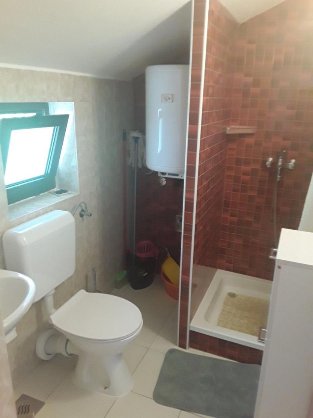Apartments Frane-20M From Beach Barbat na Rabu ภายนอก รูปภาพ